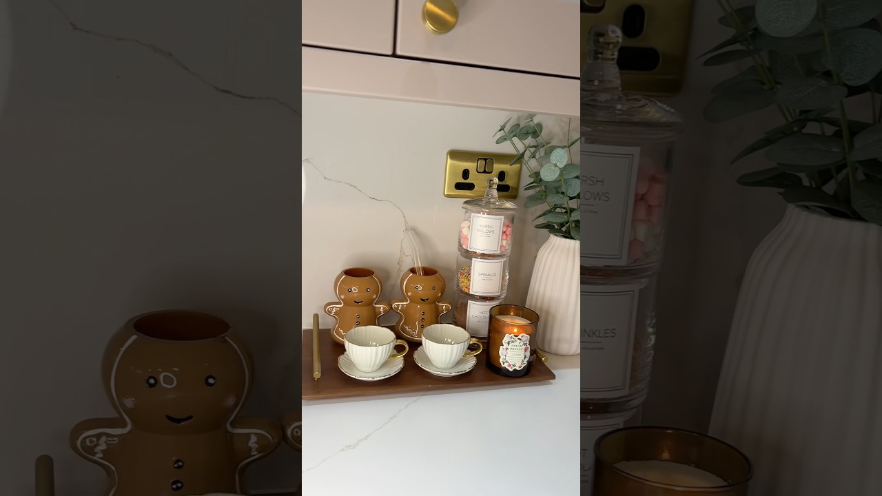 Hot Chocolate Station #asmr #viral #dessert #fall #cosy