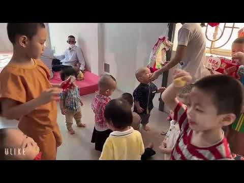 Video CÔ XƯƠNG PHÁT KẸO NÀO - youtube
