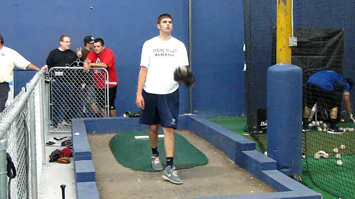 Daniel Endsley Pitching @ The Home Of Team Vegas