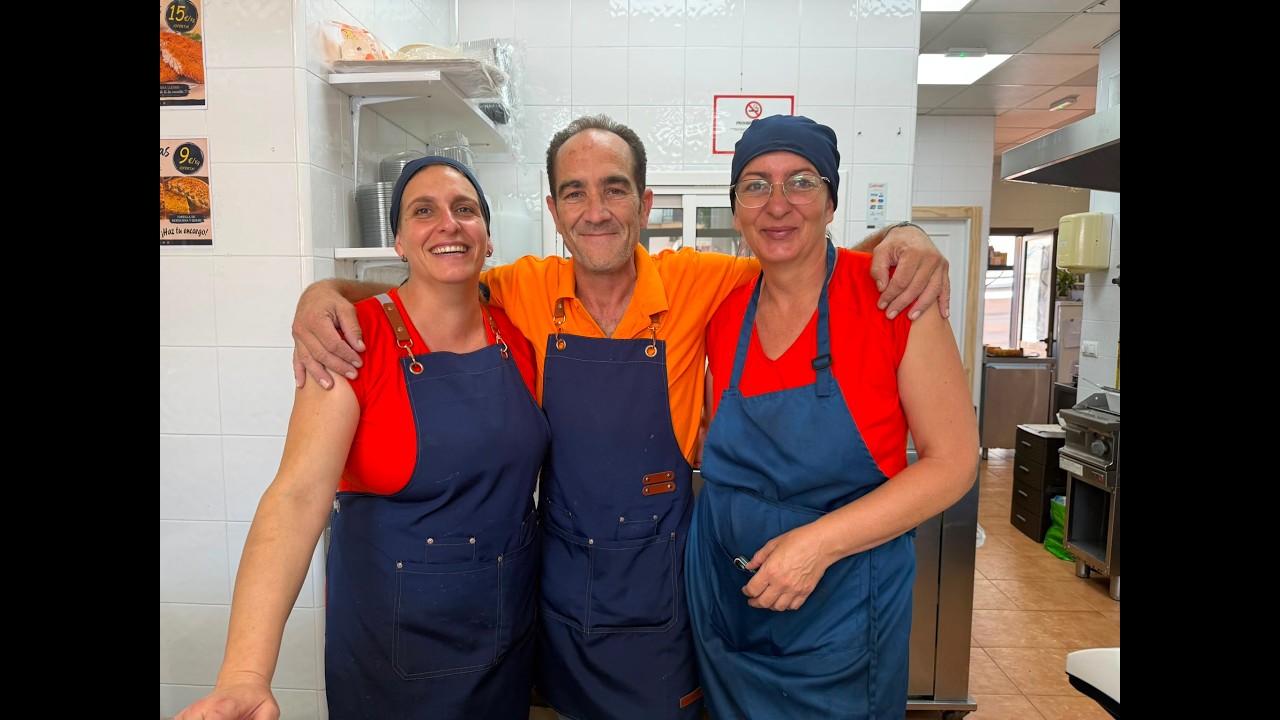 Abriendo Puertas. `A tu vera´, una apuesta de calidad con comida casera para llevar y churros.