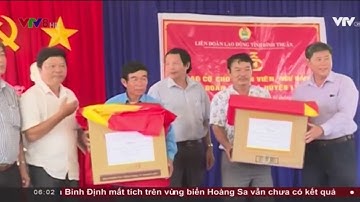 TẶNG 1000 LÁ CỜ TỔ QUỐC CHO NGƯ DÂN LÝ SƠN (QUẢNG NGÃI)