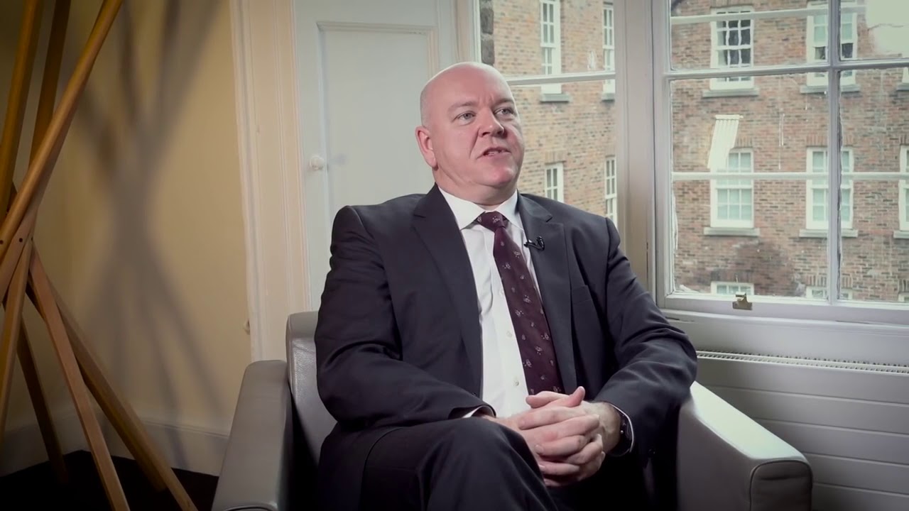 Dr. Paul Murphy, Pain Consultant, St Vincent's Hospital, Dublin YouTube