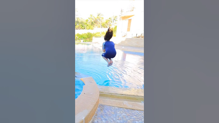 نط فى حمام السباحه 🏊‍♂️🤩