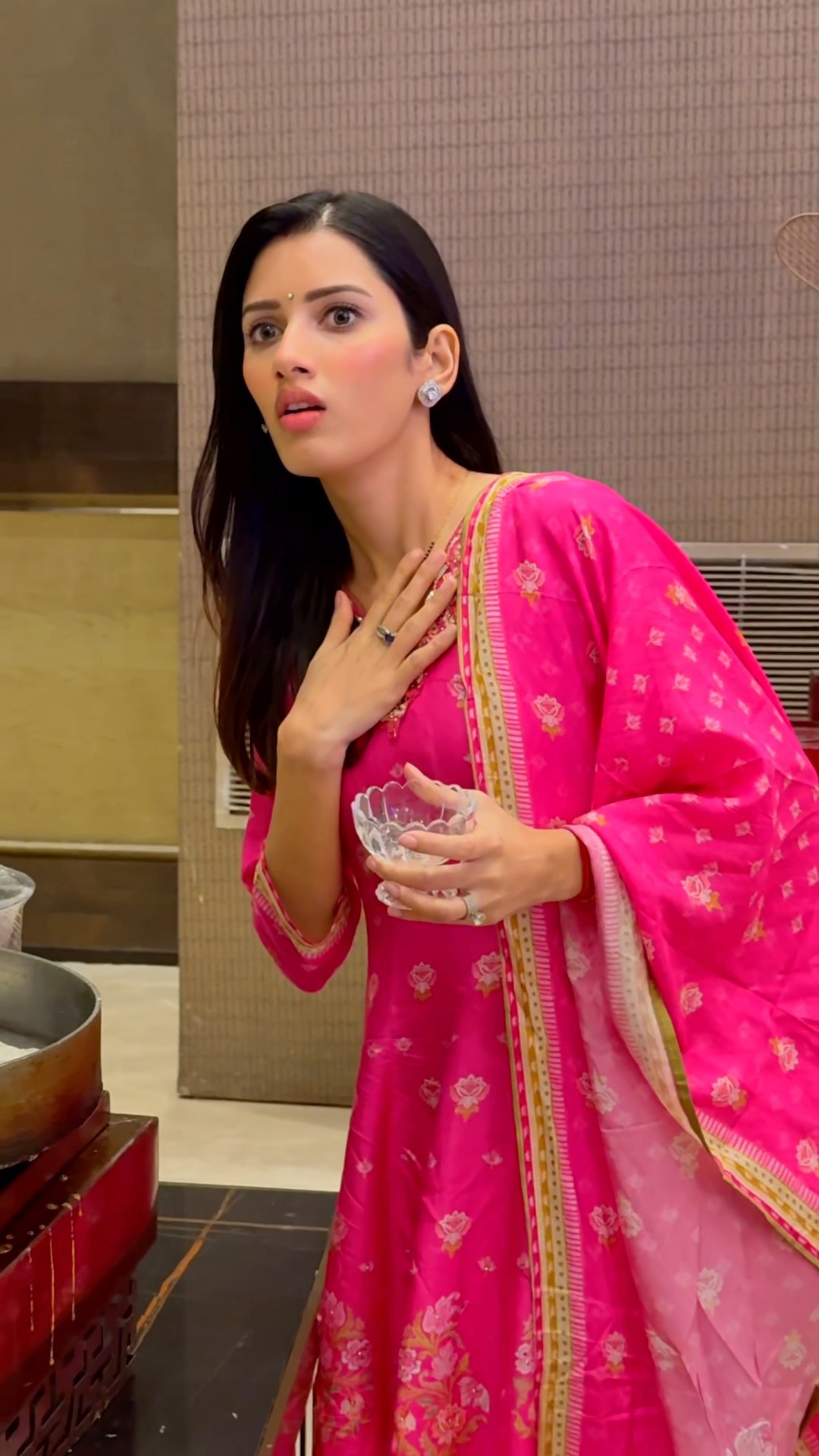 Free Mithayi Hack ? #neetubisht #trending #minivlog #trending #shorts #lakhneet