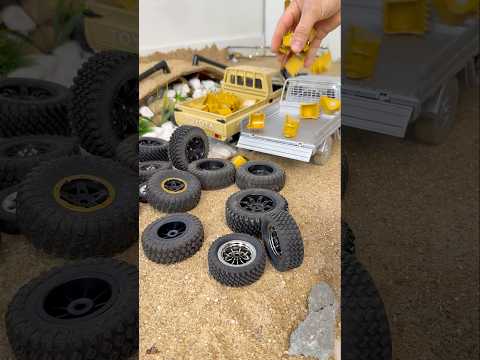 TOYOTA Land Cruiser Challenge MN82 vs SG1406 #rccar #shorts #fyp #trending #viral
