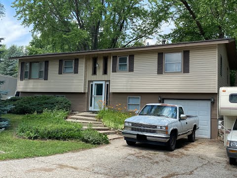 2704 Myang Ave, McHenry, IL home video tour