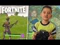 Mi PRIMO de 8 AÑOS JUGANDO FORTNITE!! Muy gracioso 😂