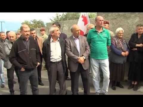 თელავში ალექსი ხეჩაშვილის მემორიალური დაფა გაიხსნა