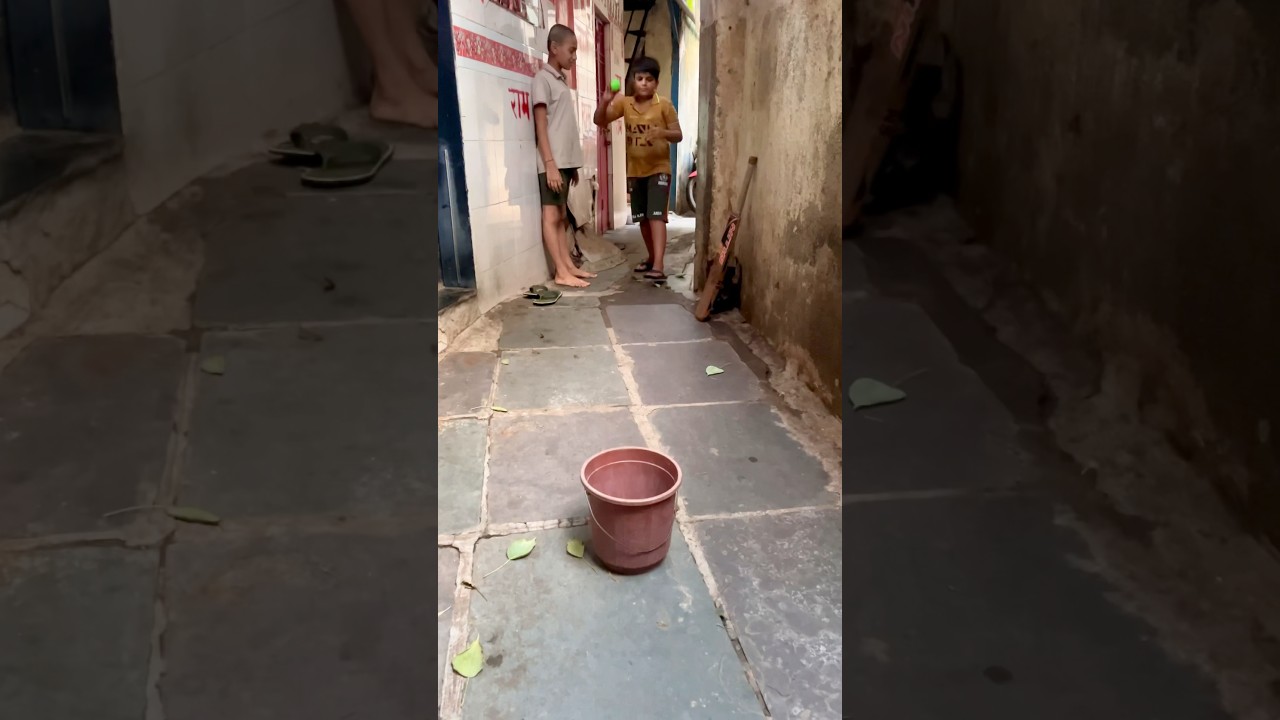 Bowlimg Game Show In Mumbai Gully 😍 