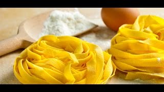 Домашняя яичная паста. Pasta all'uovo. Итальянская кухня.