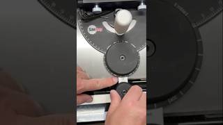 SawStop Revolution miter gauge