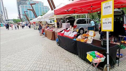 Regina Farmers Market - Outdoor street Food Market...