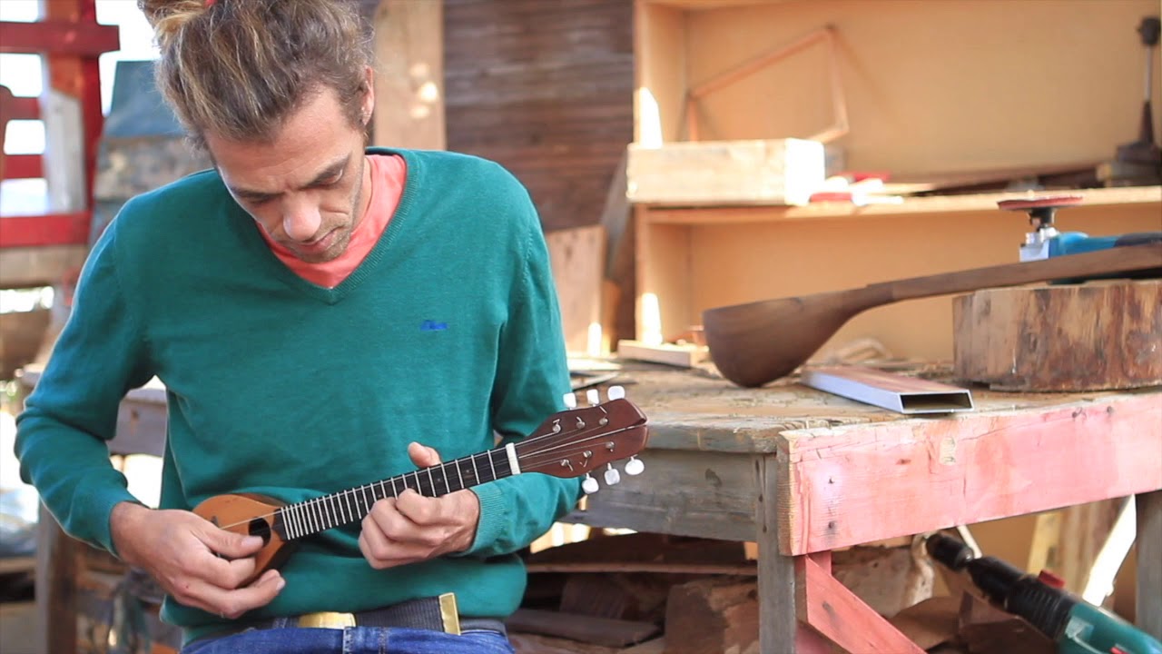 Μπαγλαμάς Μαυρομουρνιά Κατράνι (κατασκευή Λαντζανάκη 2018)