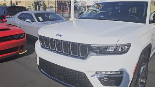 Walking Through the Jeep, Dodge, RAM, and Chrysler Car Dealership in Van Nuys, Los Angeles