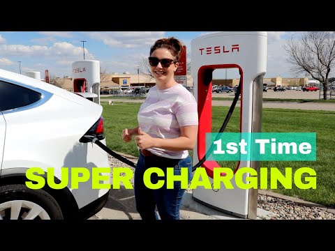 Video: Tesla Model X Saapuu Meksikoon Ja Ensimmäinen Supercharger Menee Verkkoon - Electrek