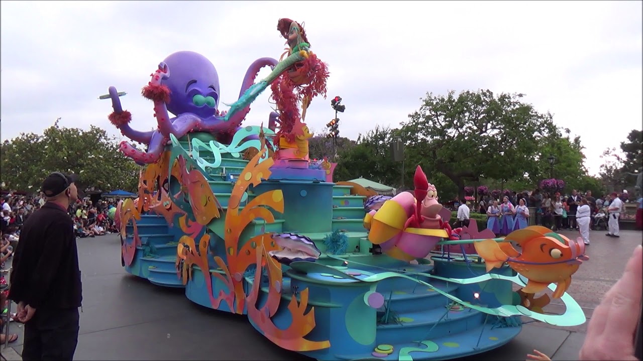 2019 Parade at Disneyland