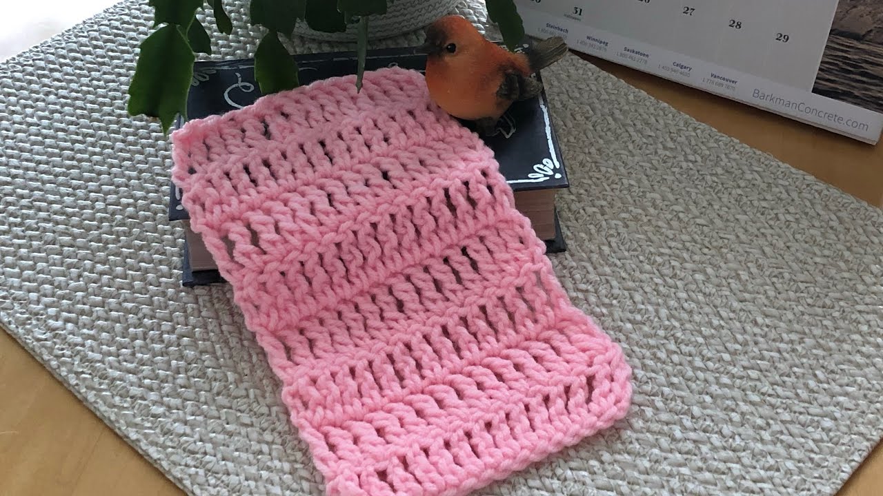 How To Treble Crochet (TR) - Learn To Crochet Lesson 4
