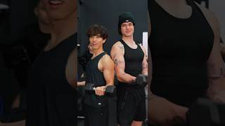 Thumbnail for How to Flirt at the Gym 😘