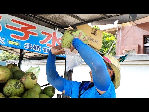 如何將椰子剝殼 & 快手切芭樂達人 Amazing Fruits Cutting Skills- 台灣街頭食物