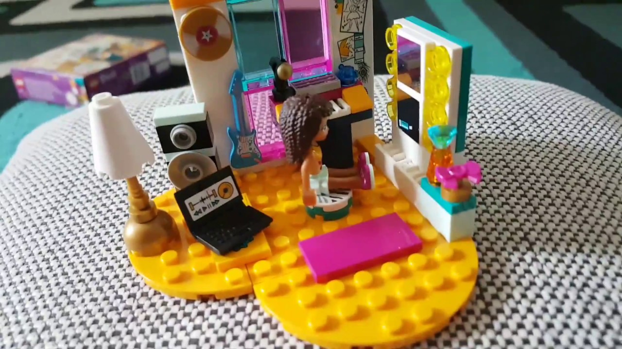 Building lego.Set 41341