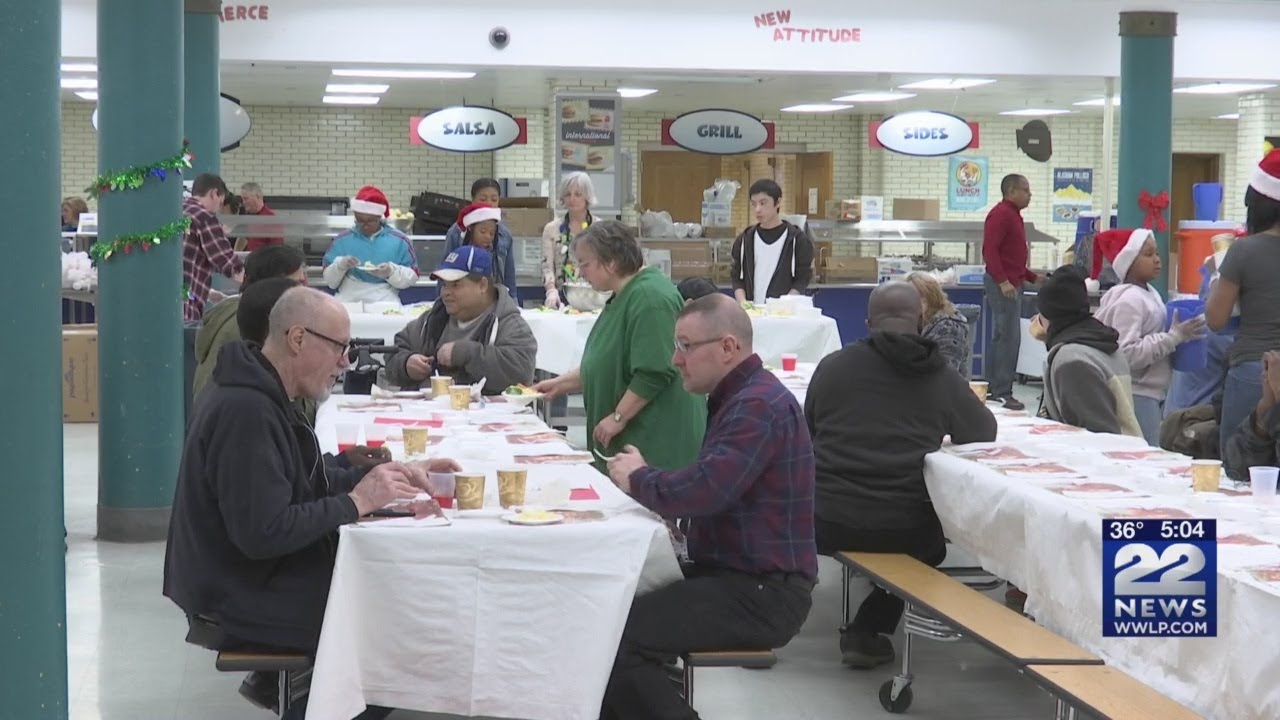 Open Pantry Community provides free dinner on Christmas - YouTube