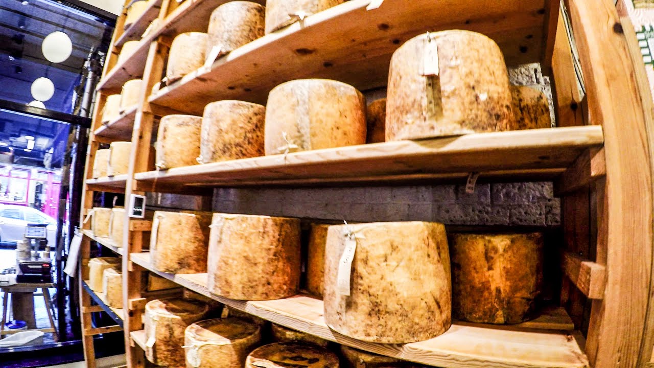 London Food Experience. The Amazing Neal's Yard Cheese Shop. Borough Market, London Bridge YouTube