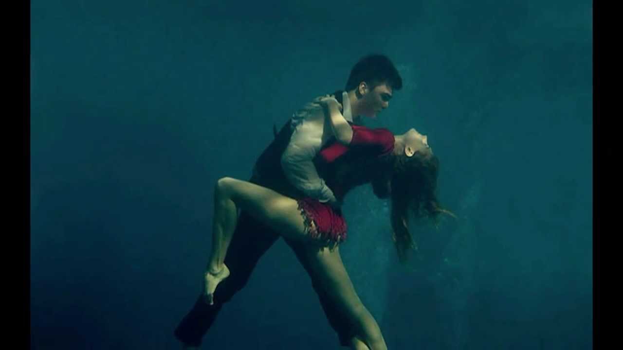 Танцуй везде. Катерина Бодрунова. Катерина Бодрунова Katerina Bodrunova. Танго под водой. Танцы на воде клип.