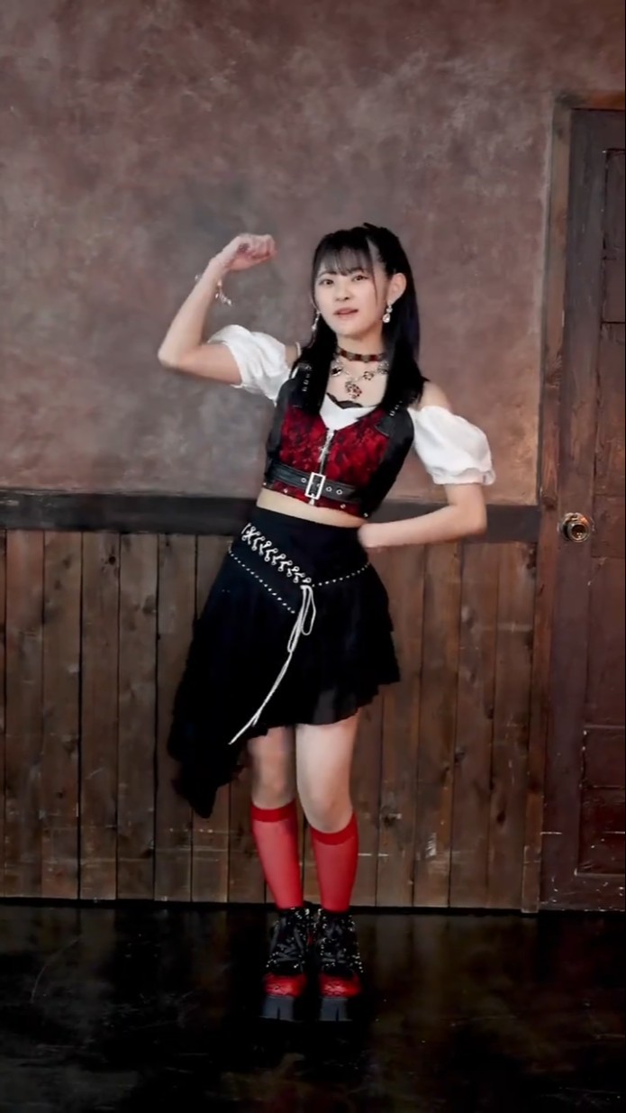 FireWorks 』石井泉羽 ＃つばきファクトリー＃ハロプロ - YouTube