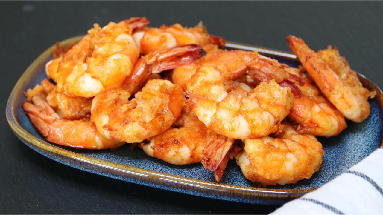 This Air Fryer Garlic Parmesan Shrimp Is Addictive!