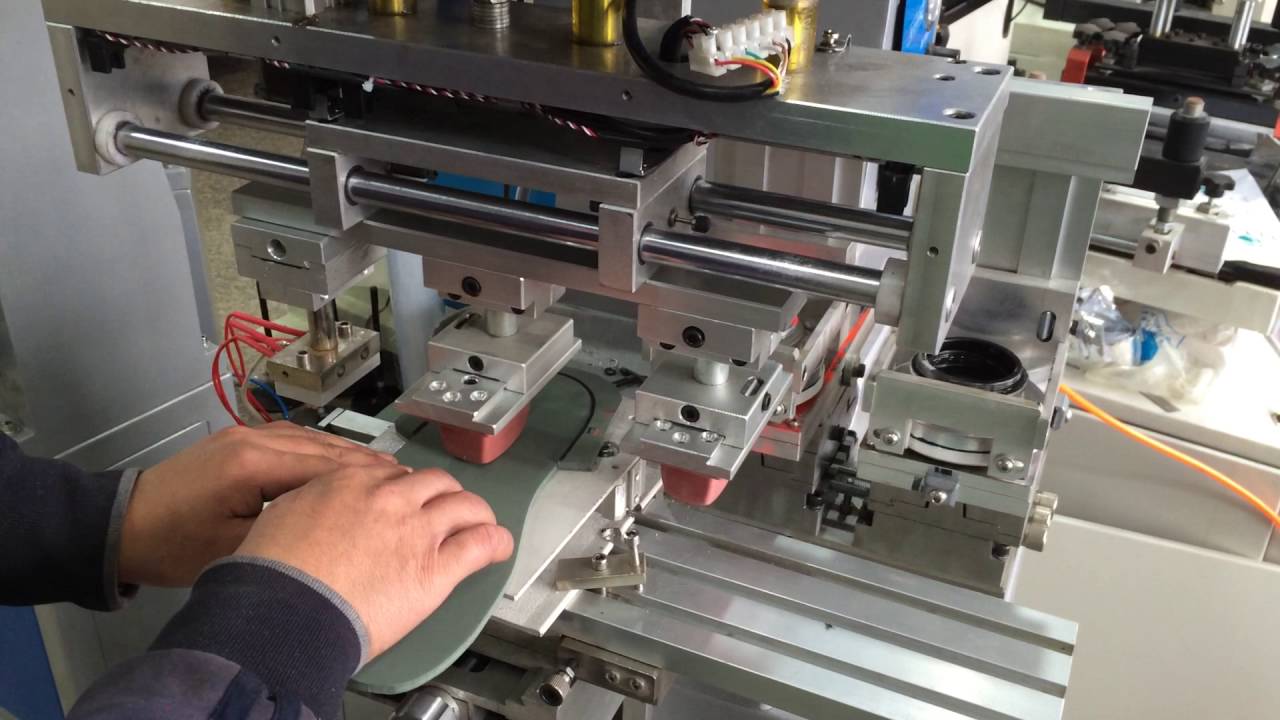 Hot stamping and 2 colors printing machine, pad printer YouTube