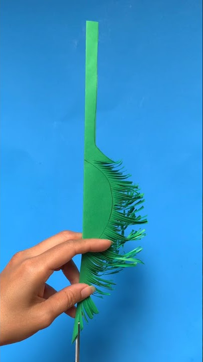 How to make peacock feather / Janmashtami decoration idea / easy paper peacock  feather 
