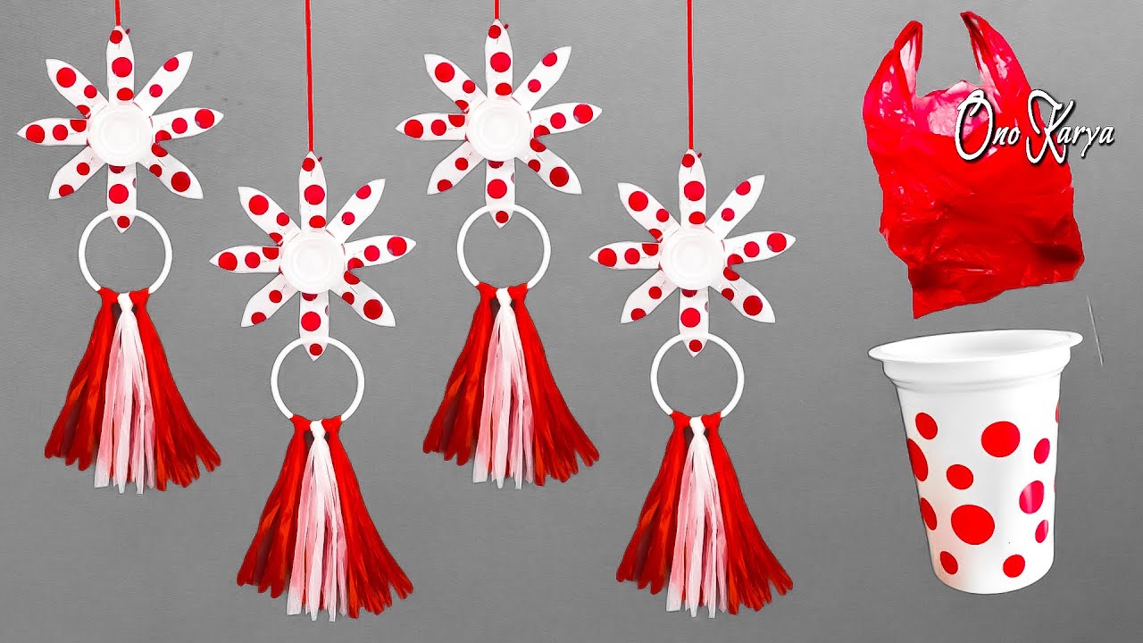 Hiasan kelas 17 Agustus dari gelas plastik bekas bisa digantung di jalan WALL HANGING