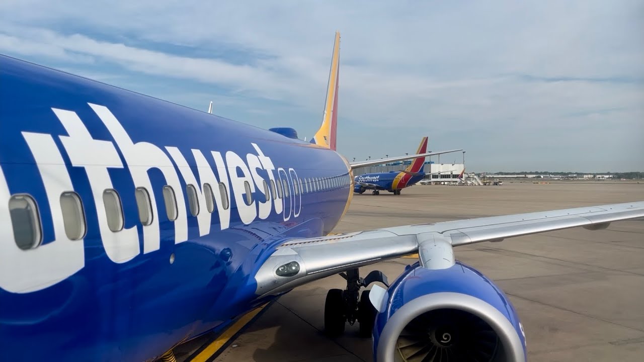 4K | Full Flight (ATL-STL) | Southwest Airlines Boeing 737-800 (N8329B)