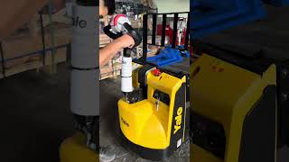 How to Change the Acceleration Speed Settings on a Yale MPB Pallet Jack