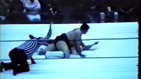 Wahoo McDaniel vs. Freddie Sweetan (Mid-Atlantic, ...