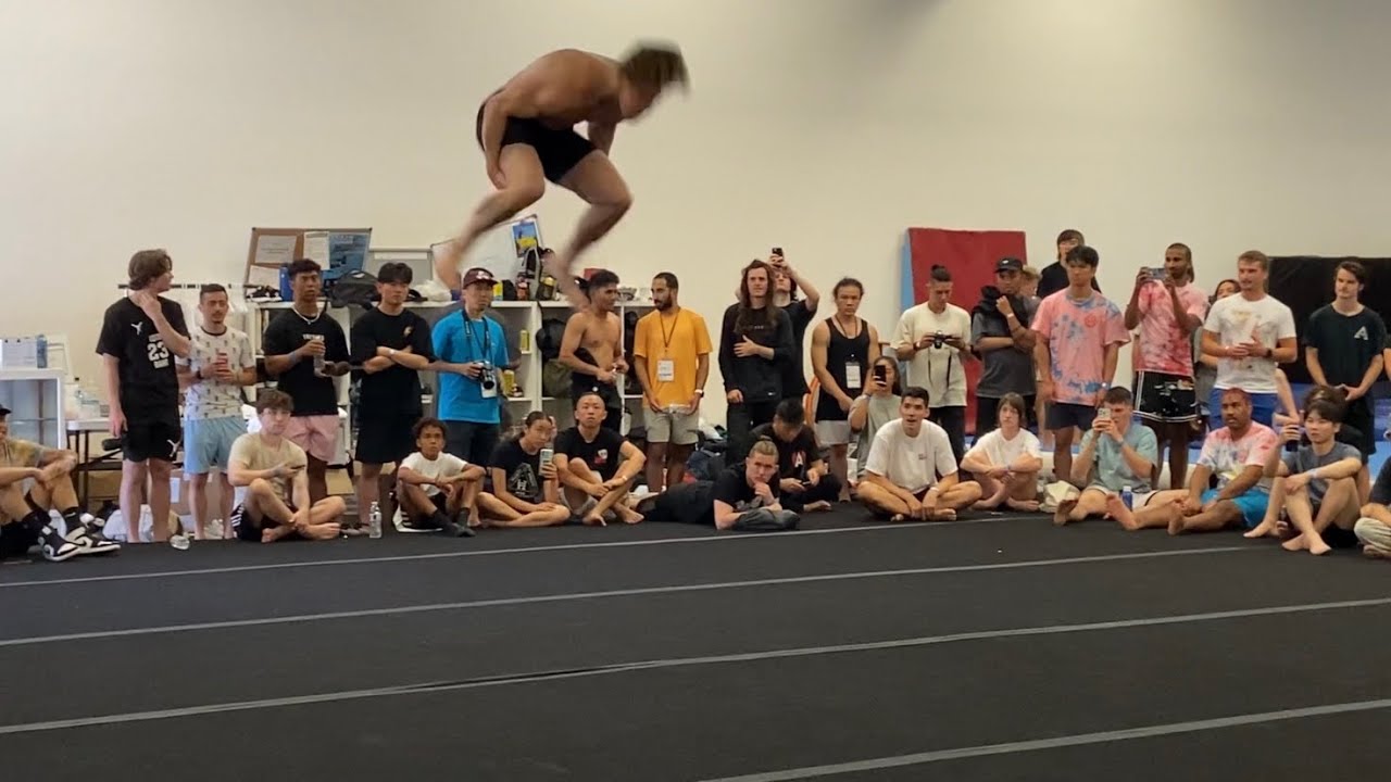 Loopkicks Gathering 2023- Top 16 Battles: Tiki vs. Caleb - YouTube
