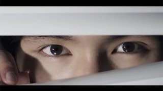 福士蒼汰、ブラインド越しのまなざしに…… 「シード PlusMode 1day Homme」スペシャルムービー「デビュー」編