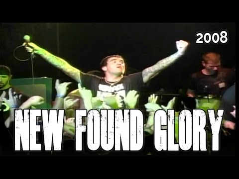 NEW FOUND GLORY "My Friends Over You" Chad Gilbert stops band as