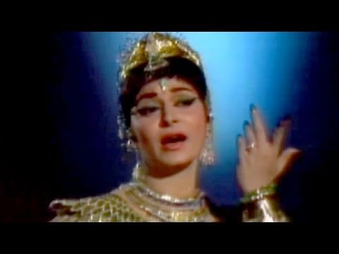 Jungle Mein Mor Naacha   Waheeda Rehman  Lata Mangeshkar  Shatranj  Bollywood Song