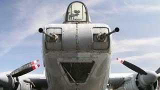 Juicy Cold Start WW2 BOMBER AIRCRAFT Engines and Loud Sound
