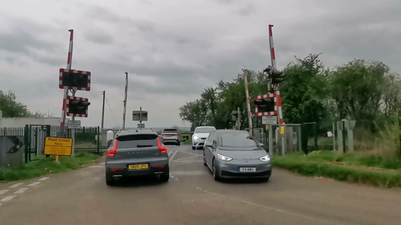 (2) Orston Lane (Elton & Orston) Level Crossing | Leicestershire | 18/04/25