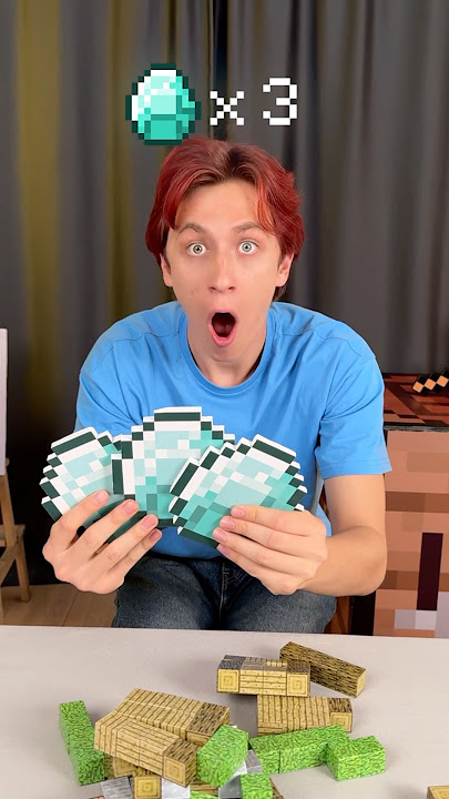 Building Minecraft House for Diamonds 💎