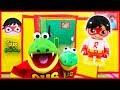 I HAVE MY OWN BABY GUS THE GUMMY GATOR TOY ! Ryan's World Toys + Box Fort House