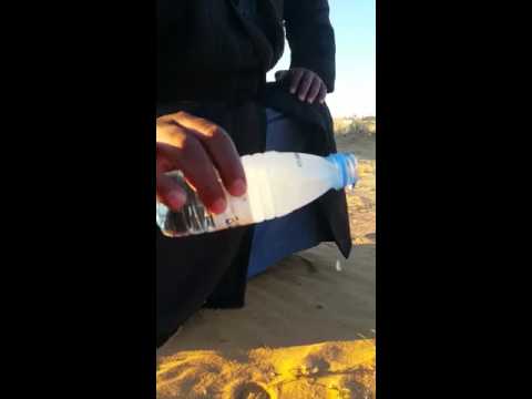 شاهد كيف يتجمد الماء بالشماسية بالقصيم عند درجة حرارة ٤ تحت الصفر تصوير حمود السنيدي ٢٠ ٤ ١٤٣٧ه