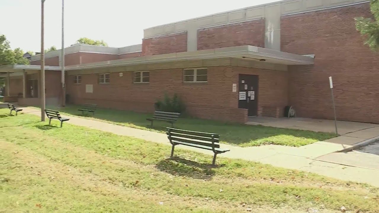 Sex offender banned from rec centers after FOX 2 tip