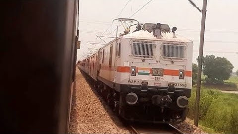 Legendary Train : Paschim Express And Sachkhand Express : High Speed Crossing ( UMB - NDLS ) Section