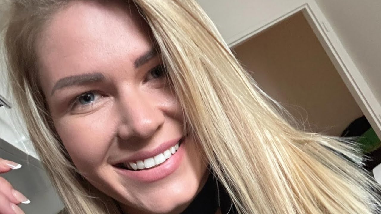 CLAUDIA MACC | The stunning Czech star ⭐ who got her start in 2015