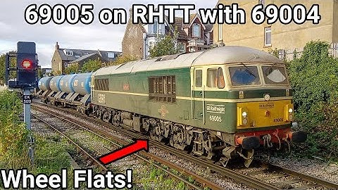 69005 crawls through Margate with Flats and 69004. Loud rev out of the station!