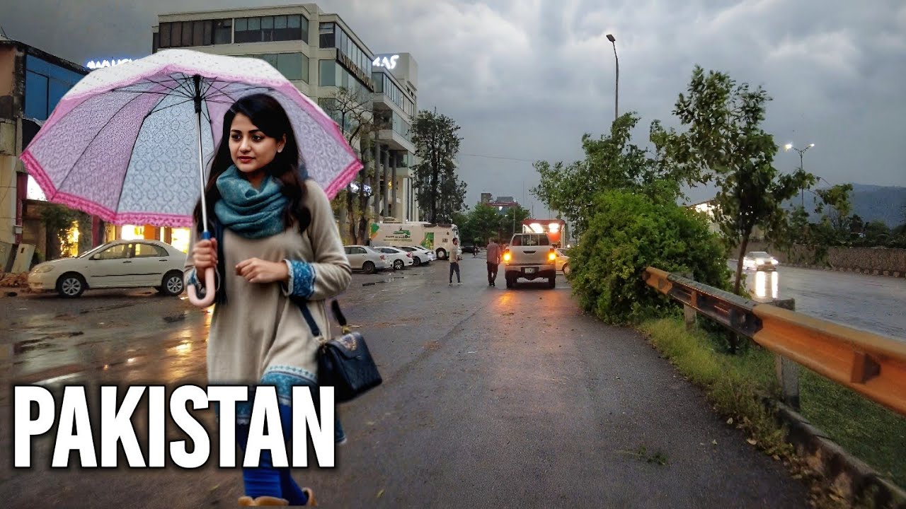 ISLAMABAD’S Luxury Side Revealed – Walking Through Blue Area in Rain