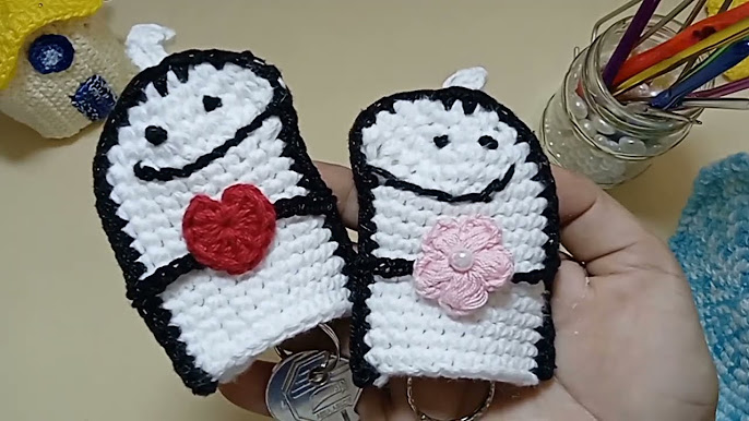 Cogumelo Chaveiro Amigurumi - por @ArteeManhaKids 